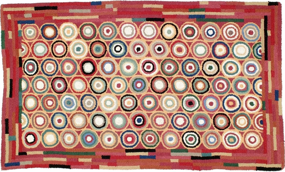 New 8x8 Round Persian Style Wool Rug: New 8x8 Round Persian Style Wool Rug Enhance your living space with this versatile traditional 8x8 wool rug, featuring a beautiful Persian style. This round rug is expertly hooked, providing a rich te