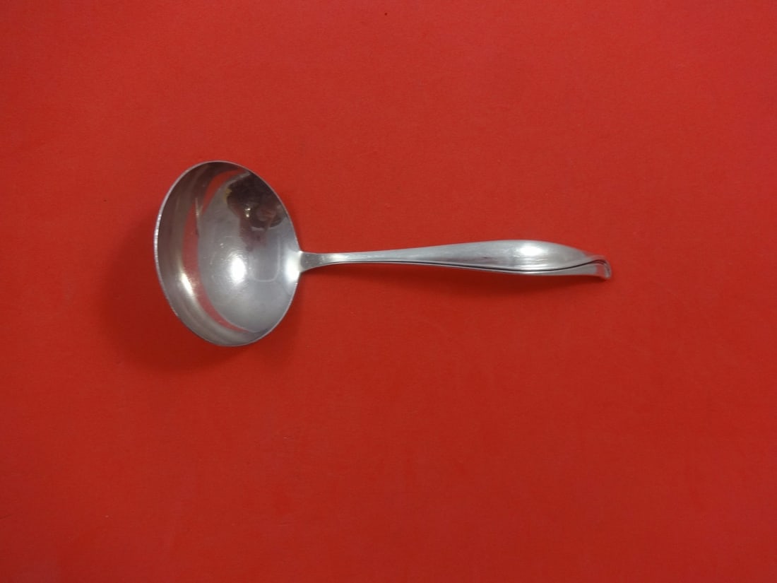 Alvin Spring Bud Sterling Silver Gravy Ladle 6 Inch Serving: Alvin Spring Bud Sterling Silver Gravy Ladle 6 Inch Serving This exquisite gravy ladle features the elegant Spring Bud pattern by Alvin. Crafted from high-quality sterling silver, this 6-inch serving
