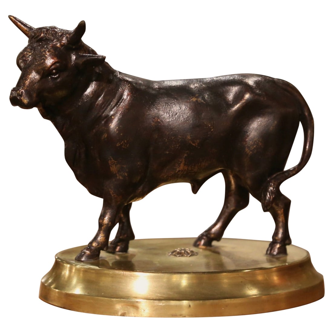Antique 19th Century Patinated Bronze Bull Sculpture by Charles Valton: Antique 19th Century Patinated Bronze Bull Sculpture by Charles Valton This exquisite 19th Century French Patinated Bronze Bull Sculpture is a remarkable piece attributed to the renowned sculptor Char