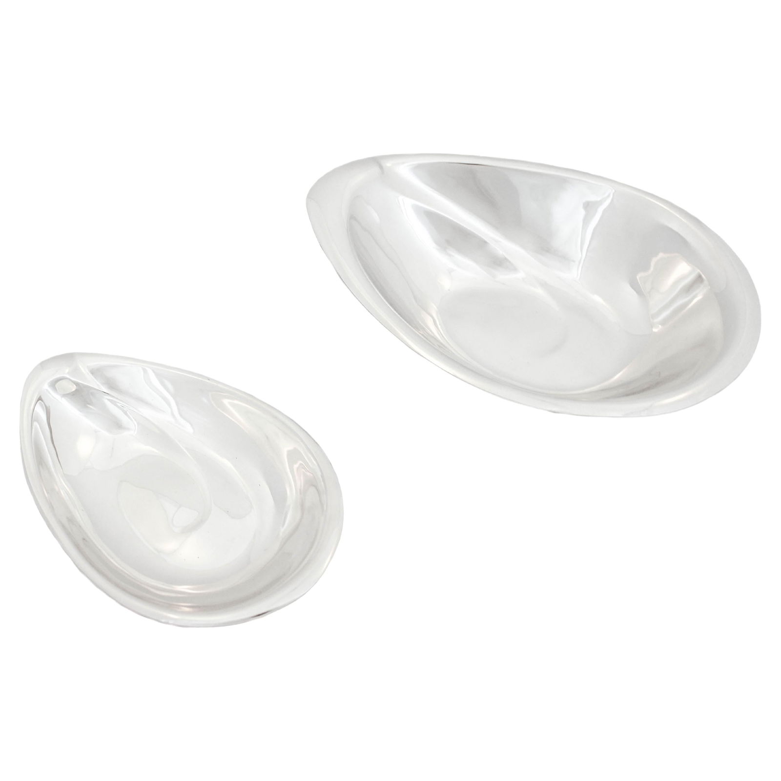 Set of 2 Reed & Barton Silver Sculpture Mid-Century Sterling Bowls: Set of 2 Reed & Barton Silver Sculpture Mid-Century Sterling Bowls This set of two Mid-Century Modern bowls by Reed and Barton features the iconic "Silver Sculpture" pattern, introduced in 1954. Craft