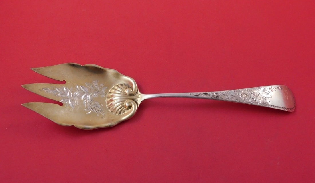 Gorham 9 Inch Marguerite Engraved Sterling Silver Salad Serving Fork Gold Washed: Gorham 9 Inch Marguerite Engraved Sterling Silver Salad Serving Fork Gold Washed This stunning salad serving fork features the exquisite Marguerite Engraved pattern by Gorham, crafted from high-qualit