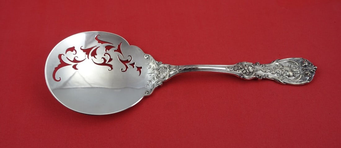 Reed & Barton Francis I Old Sterling Silver Large Tomato Server 9 1/4 in Hand Pierced: Reed & Barton Francis I Old Sterling Silver Large Tomato Server 9 1/4 in Hand Pierced This exquisite large tomato server is part of the Francis I Old pattern by Reed & Barton, crafted from high-qualit