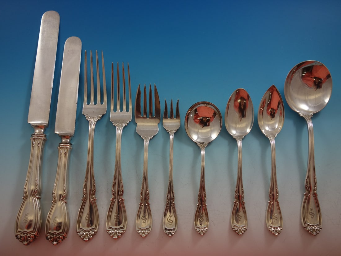Durgin Wellington Sterling Silver Flatware Set 121 Pieces with 'S' Monogram: Durgin Wellington Sterling Silver Flatware Set 121 Pieces with 'S' Monogram Enhance your dining experience with this exquisite Wellington by Durgin Sterling Silver Flatware Set. Crafted between 1900 a