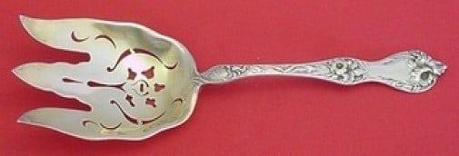 Reed & Barton Les Cinq Fleurs Sterling Silver Salad Serving Fork 8 3/4 Gold Wash: Reed & Barton Les Cinq Fleurs Sterling Silver Salad Serving Fork 8 3/4 Gold Wash This exquisite salad serving fork is crafted from sterling silver and features the elegant "Les Cinq Fleurs" pattern by