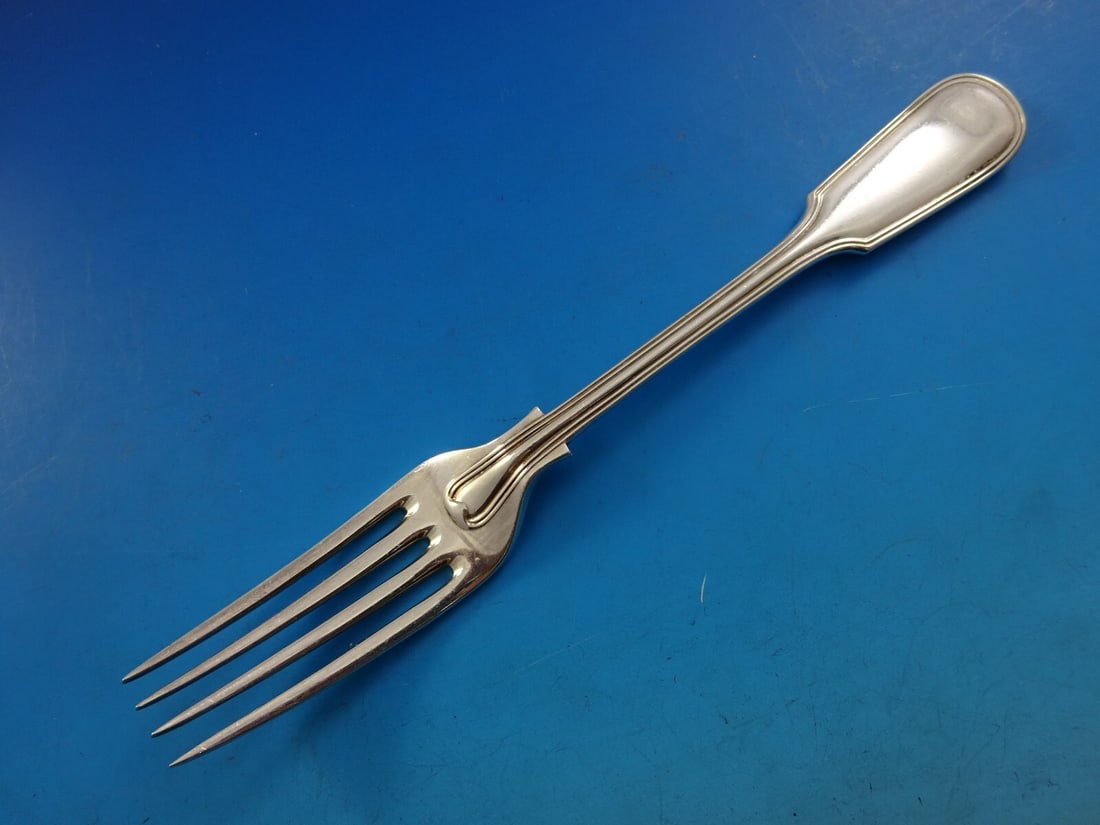 James Robinson Fiddle Thread Sterling Silver Dinner Fork 4-Tine 7 3/4 Inch: James Robinson Fiddle Thread Sterling Silver Dinner Fork 4-Tine 7 3/4 Inch This exquisite Sterling Silver Dinner Fork features a classic Fiddle Thread pattern by renowned maker James Robinson. With a