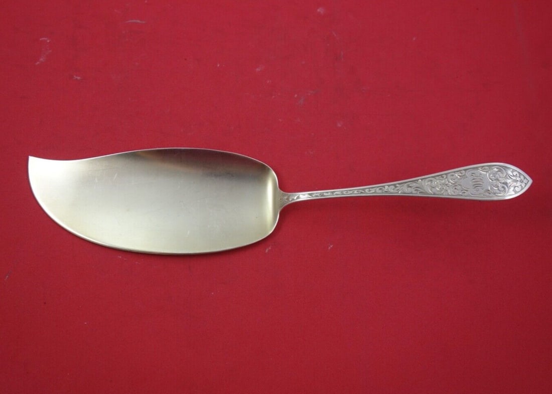 Whiting Colonial B Engraved Sterling Silver Ice Cream Server 10 Inch: Whiting Colonial B Engraved Sterling Silver Ice Cream Server 10 Inch This exquisite ice cream server is crafted from sterling silver and features the elegant Colonial B Engraved pattern by Whiting. Me
