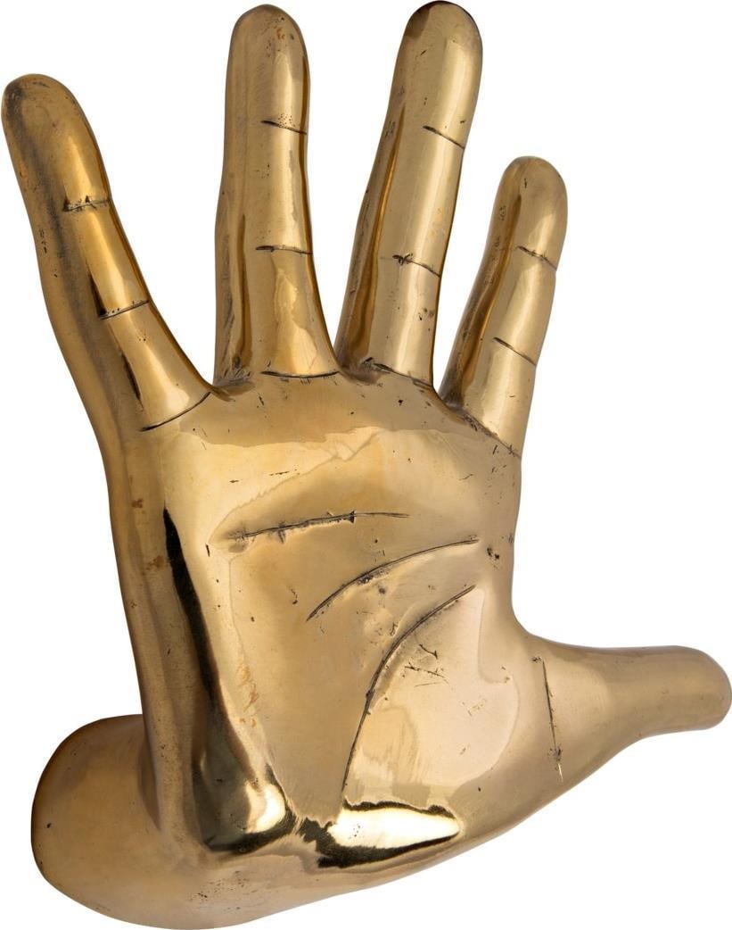 Victorian Style Brass Hand Wall Decor by Noir: Victorian Style Brass Hand Wall Decor by Noir Introducing an elegant wall-mounted hand sculpture crafted in an antique brass finish. This stunning piece, designed in a Victorian style, adds a unique t