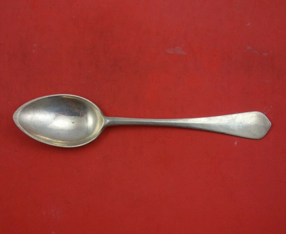 Porter Blanchard Roosevelt Sterling Silver Soup Spoon 7 3/8 Inches: Porter Blanchard Roosevelt Sterling Silver Soup Spoon 7 3/8 Inches This exquisite Roosevelt pattern place soup spoon by Porter Blanchard is crafted from high-quality sterling silver. Measuring 7 3/8 i