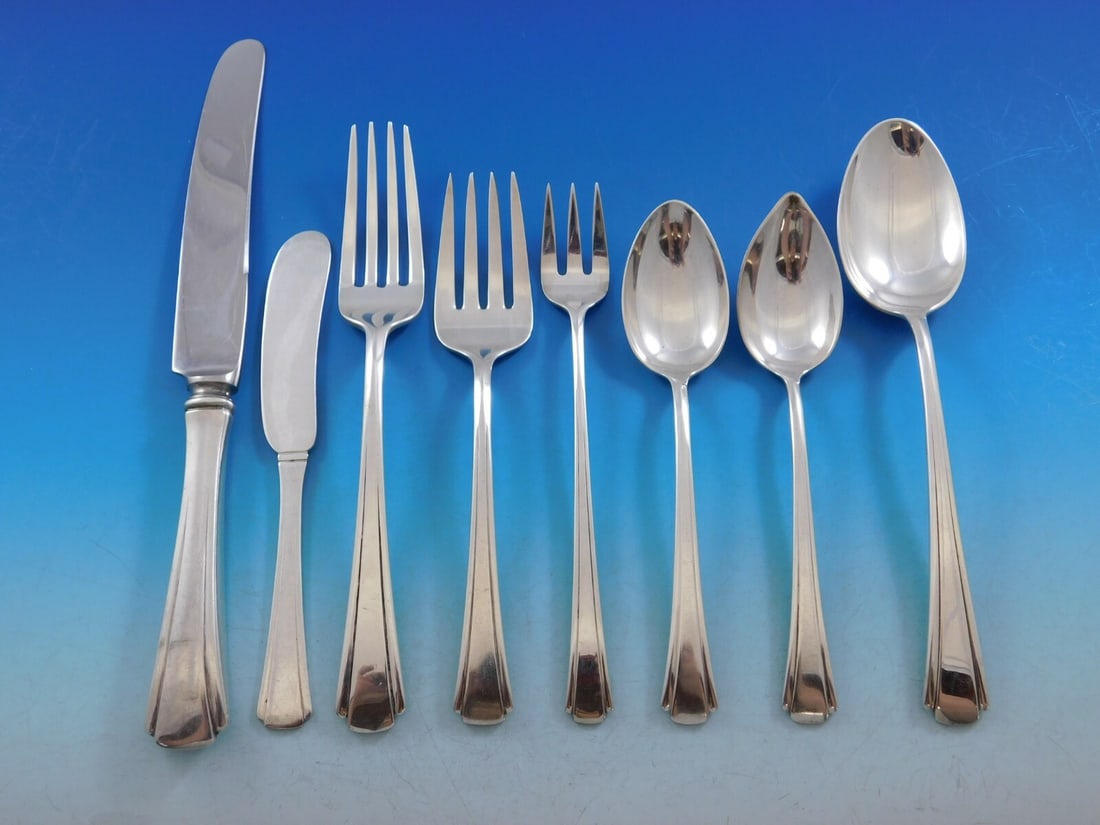 Richard Dimes Debutante Sterling Silver Flatware Set 114 Pieces Art Deco: Richard Dimes Debutante Sterling Silver Flatware Set 114 Pieces Art Deco Discover the exquisite Debutante flatware set by Richard Dimes, a stunning collection crafted from high-quality sterling silver