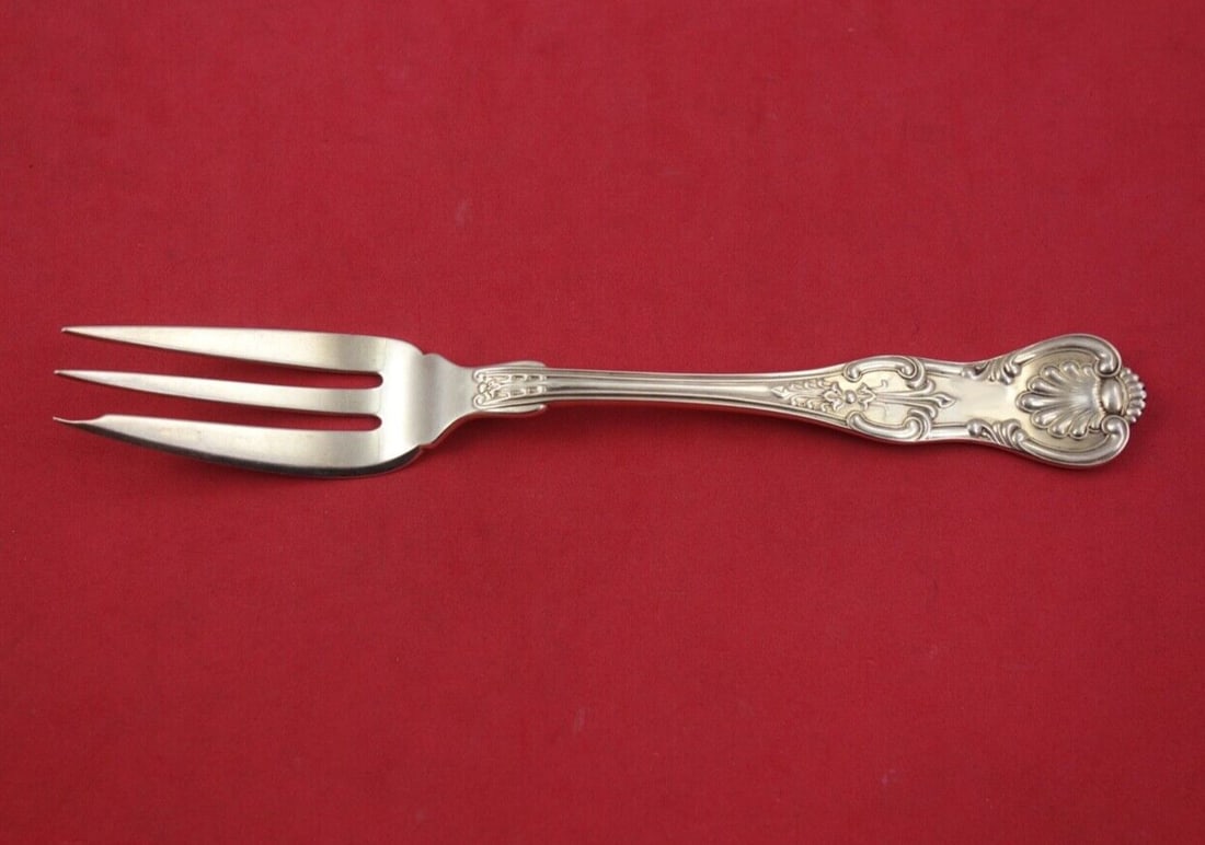 King Pattern Sterling Silver Pie Fork by Dominick & Haff 7 Inch: King Pattern Sterling Silver Pie Fork by Dominick & Haff 7 Inch This exquisite pie fork from the King pattern by Dominick & Haff is crafted from high-quality sterling silver. Featuring a convenient no