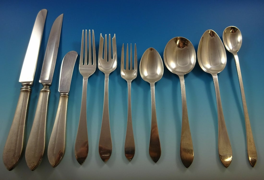 Tiffany & Co. Faneuil Sterling Silver Flatware Set 83 Pieces for 8 with Storage Chest: Tiffany & Co. Faneuil Sterling Silver Flatware Set 83 Pieces for 8 with Storage Chest Experience the elegance of the Faneuil flatware set by Tiffany & Co., crafted from high-quality sterling silver. T