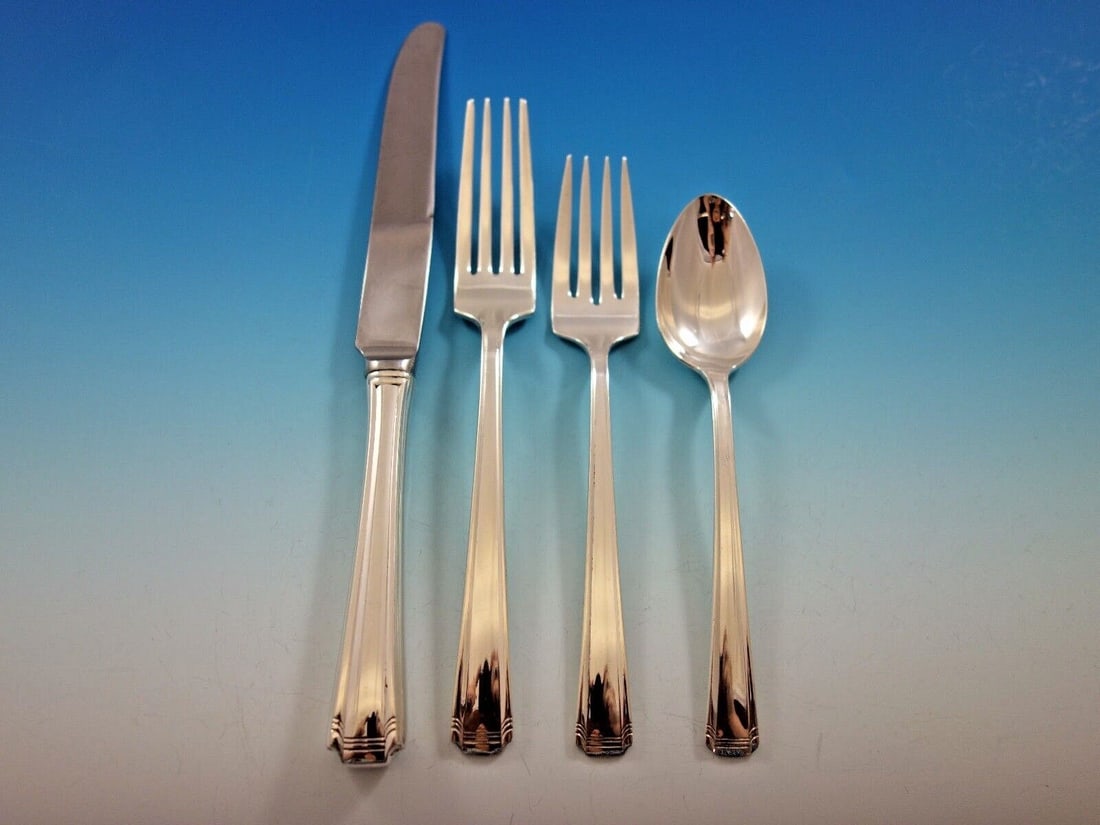 Westmorland Sterling Silver John & Priscilla 4-Piece Place Setting: Westmorland Sterling Silver John & Priscilla 4-Piece Place Setting Enhance your dining experience with this exquisite place setting from the John & Priscilla pattern by Westmorland. Crafted from high-