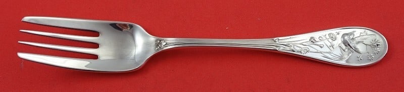 Tiffany & Co Audubon Sterling Silver Dessert Fork 6 1/4 Inch: Tiffany & Co Audubon Sterling Silver Dessert Fork 6 1/4 Inch This exquisite dessert fork is part of the Audubon pattern by Tiffany & Co., crafted from sterling silver. Measuring 6 1/4 inches, it featu