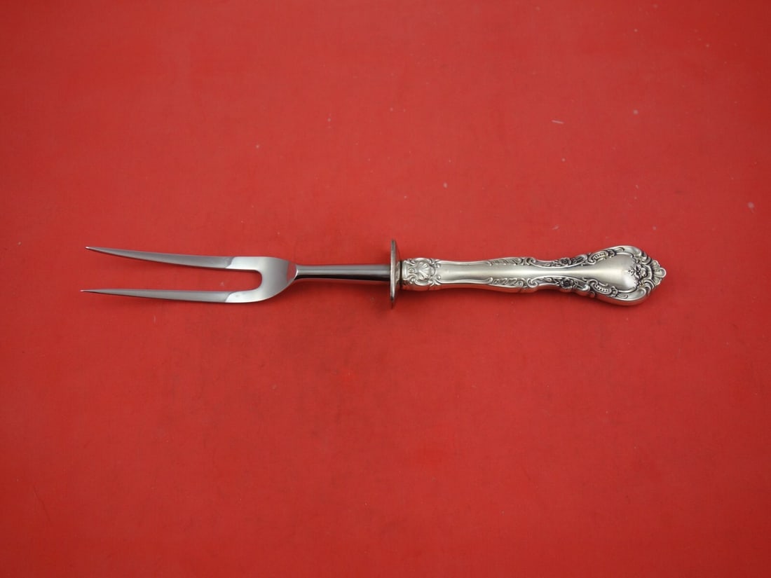 Gorham Alencon Lace Sterling Silver Carving Fork 11 1/8 Inch: Gorham Alencon Lace Sterling Silver Carving Fork 11 1/8 Inch This exquisite roast carving fork is crafted from sterling silver and features the elegant Alencon Lace pattern by Gorham. Measuring 11 1/8