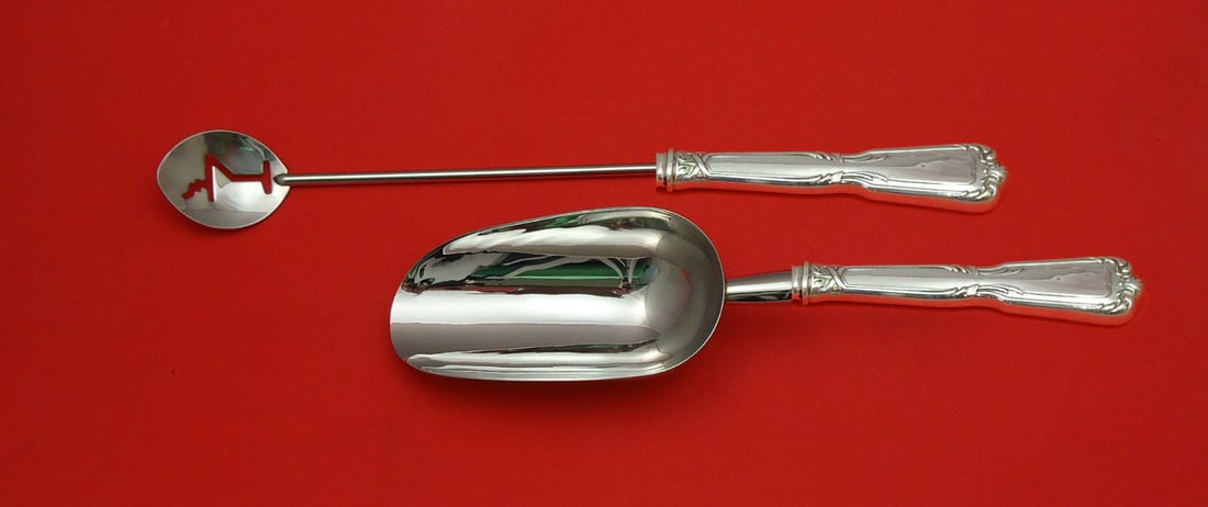 Reed and Barton Chambord Sterling Silver Bar Set 2pc Custom Made: Reed and Barton Chambord Sterling Silver Bar Set 2pc Custom Made Elevate your entertaining experience with this exquisite Chambord by Reed and Barton Sterling Silver Bar Set. This custom-made, two-pie