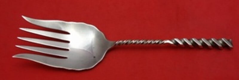 Whiting Square Twist #5 Sterling Silver Fish Serving Fork 8.5": Whiting Square Twist #5 Sterling Silver Fish Serving Fork 8.5" This exquisite serving fork from Whiting is crafted in sterling silver and features the elegant Square Twist #5 pattern. Measuring 8 1/2