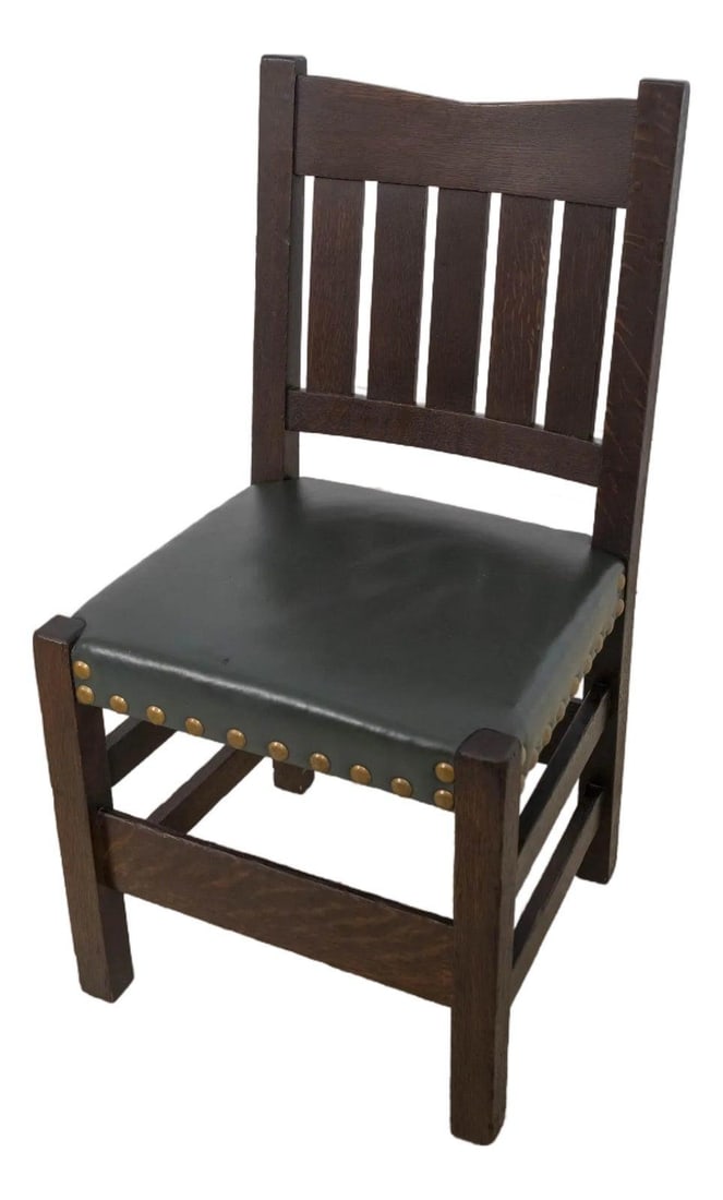Antique Mission Oak Side Chair Attributed to Stickley: Antique Mission Oak Side Chair Attributed to Stickley This Antique Stickley Attributed Mission Oak Style Side Chair showcases the timeless design of the Arts & Crafts movement. With approximately 80 y