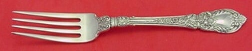 Vintage Lunt Sterling Silver Dinner Fork Charles II Pattern 7.5 Inch: Vintage Lunt Sterling Silver Dinner Fork Charles II Pattern 7.5 Inch This vintage 7 1/2" dinner fork is part of the Charles II pattern by Lunt, crafted from high-quality sterling silver. With its eleg