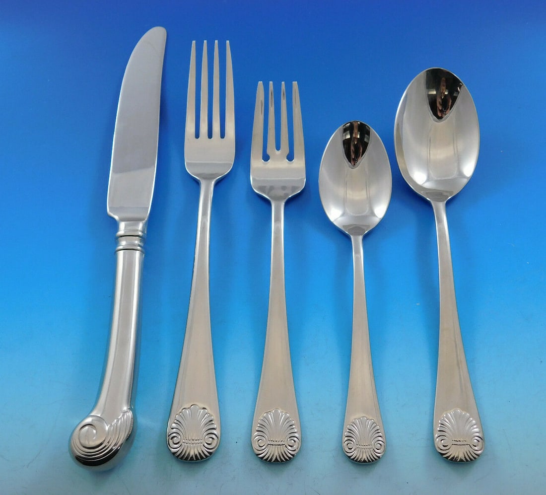 William Roberts Williamsburg Shell Stainless Steel Flatware Set 72 pc Service for 12: William Roberts Williamsburg Shell Stainless Steel Flatware Set 72 pc Service for 12 Enhance your dining experience with the Williamsburg Shell Flatware Set by William Roberts. This exquisite 72-piece