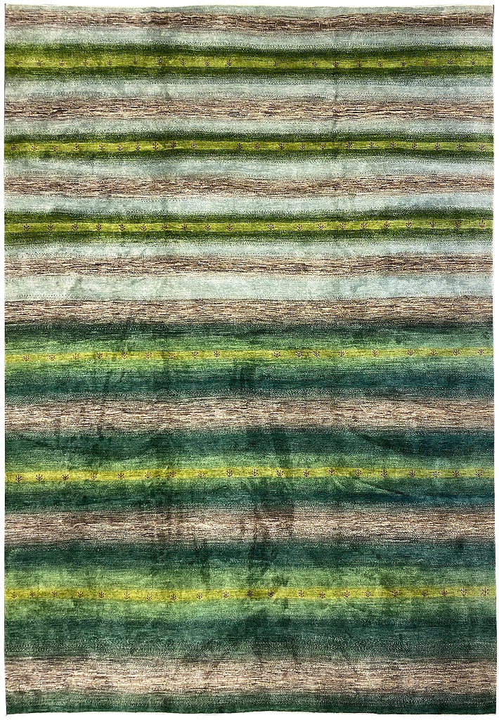 Oversize 13.6 x 19.9 Handmade Wool Rug in Green: Oversize 13.6 x 19.9 Handmade Wool Rug in Green Free continental US Shipping Transform your living space with this stunning oversized contemporary wool handmade rug in a vibrant green hue. Measuring 1