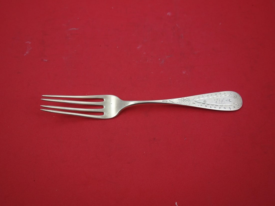 Samuel Johnson Sterling Silver Dinner Fork 7.75 Monogrammed: Samuel Johnson Sterling Silver Dinner Fork 7.75 Monogrammed This elegant dinner fork is crafted from high-quality sterling silver and features the distinguished Samuel Johnson pattern. Measuring 7 3/4
