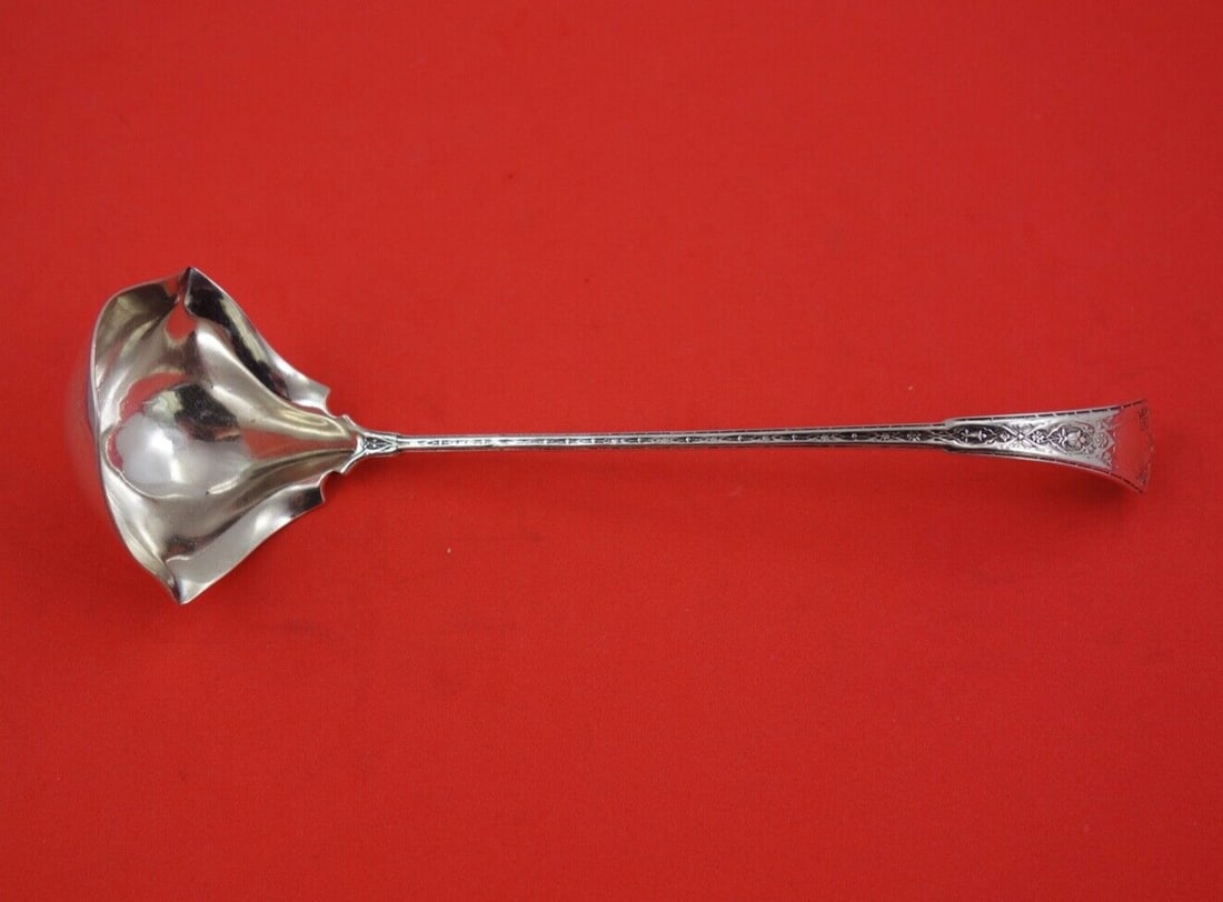 Tiffany & Co Persian Sterling Silver Sauce Ladle 7 3/8" by Gorham: Tiffany & Co Persian Sterling Silver Sauce Ladle 7 3/8" by Gorham This exquisite sauce ladle, crafted from sterling silver, features the elegant Persian pattern by Tiffany & Co. Measuring 7 3/8" in le