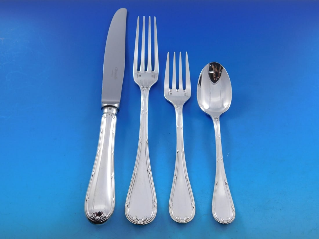Christofle Rubans Silverplate Flatware Set 48 pcs France with Storage Chest: Christofle Rubans Silverplate Flatware Set 48 pcs France with Storage Chest Explore the timeless elegance of the Rubans by Christofle Silverplate Flatware Service Set, featuring 48 intricately designe