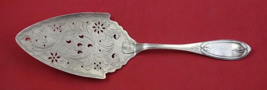 Olive Pattern Sterling Silver Pie Server 9 1/4" Monogrammed: Olive Pattern Sterling Silver Pie Server 9 1/4" Monogrammed This elegant pie server features a beautifully crafted design from the Olive pattern, made by various makers. The server is composed of high