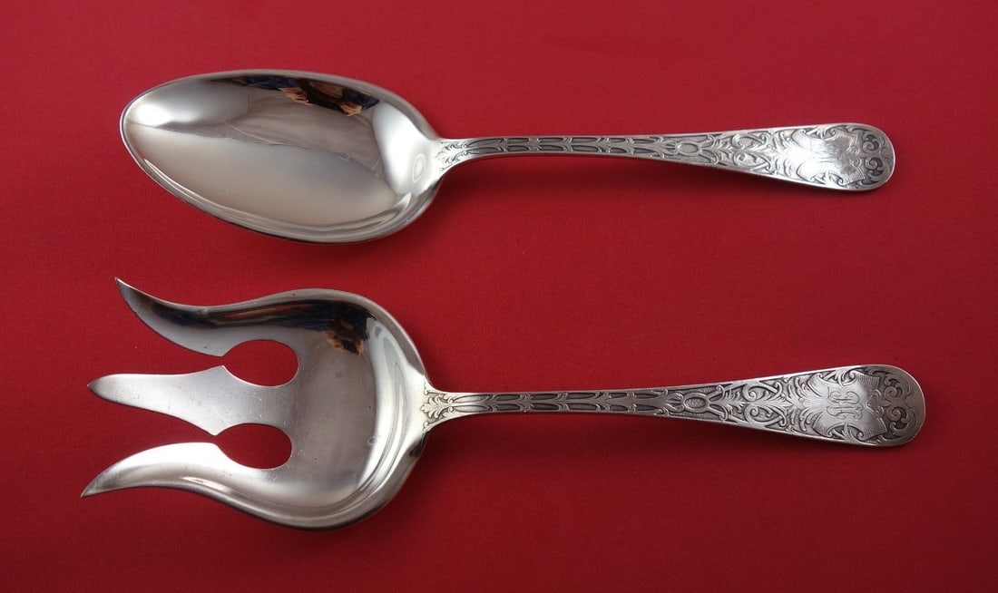 Mount Vernon Sheraton Sterling Silver Salad Serving Set 2pc 9 1/4 inch: Mount Vernon Sheraton Sterling Silver Salad Serving Set 2pc 9 1/4 inch This elegant 2-piece salad serving set, crafted in sterling silver, features the classic Sheraton pattern by Mount Vernon. Each s
