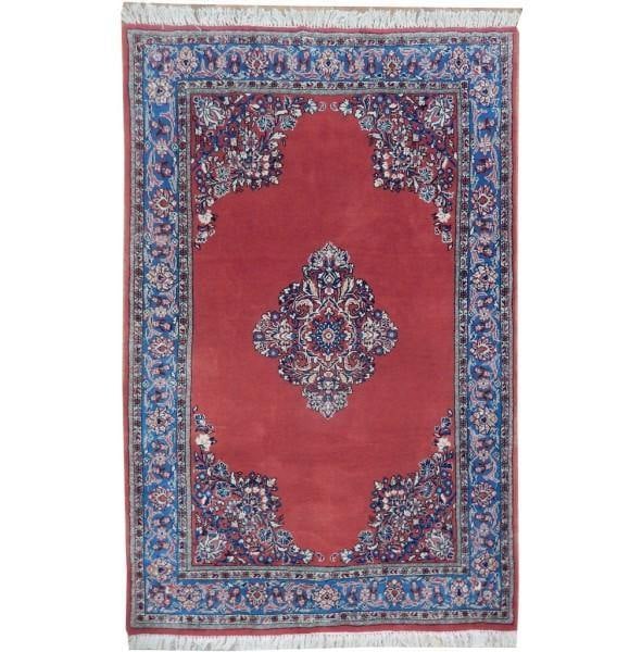 Authentic Persian Kashan Wool Rug 4.7 x 7 Feet Elegant Design: Authentic Persian Kashan Wool Rug 4.7 x 7 Feet Elegant Design Free continental US Shipping This exquisite Persian Kashan wool rug measures 4.7 x 7 feet and is crafted with fine quality materials, show
