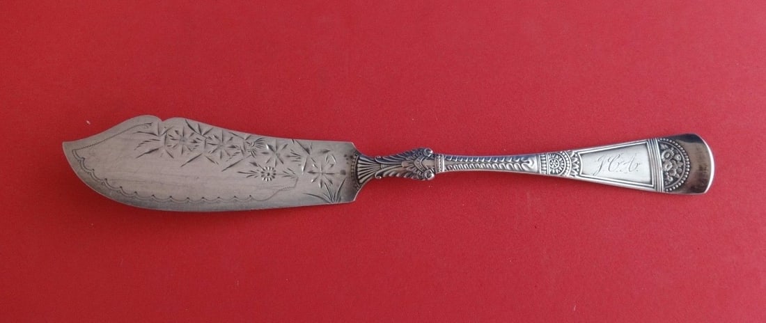 Gorham Empress Sterling Silver Master Butter Spreader 7 3/4": Gorham Empress Sterling Silver Master Butter Spreader 7 3/4" This exquisite master butter spreader features a bright-cut design and is crafted from high-quality sterling silver. The piece, measuring 7