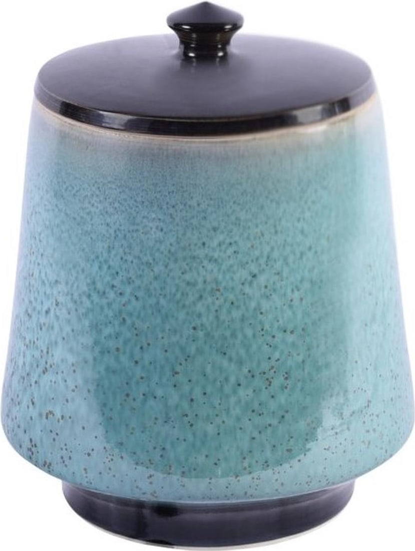 Handmade Aqua Green Lidded Porcelain Jar 9H 12W 12D Chinese Style: Handmade Aqua Green Lidded Porcelain Jar 9H 12W 12D Chinese Style This traditional aqua green lidded porcelain jar showcases the exquisite craftsmanship of handmade pottery. With a charming design tha