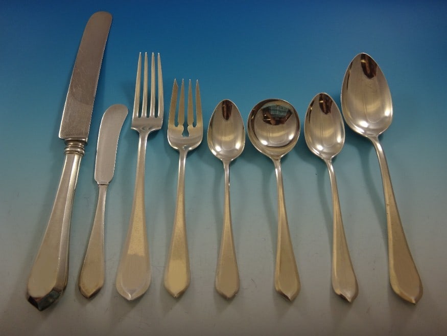 Gorham Old London Plain Sterling Silver Flatware Set 96 Pieces for 12: Gorham Old London Plain Sterling Silver Flatware Set 96 Pieces for 12 Discover the elegance of the Old London Plain Sterling Silver Flatware Set by Gorham, a timeless collection from the early 20th ce