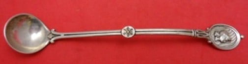 Wendt Sterling Silver Medallion Mustard Ladle 5 1/2 inch: Wendt Sterling Silver Medallion Mustard Ladle 5 1/2 inch This exquisite mustard ladle is crafted from high-quality sterling silver and features the elegant Medallion pattern by Wendt. Measuring 5 1/2