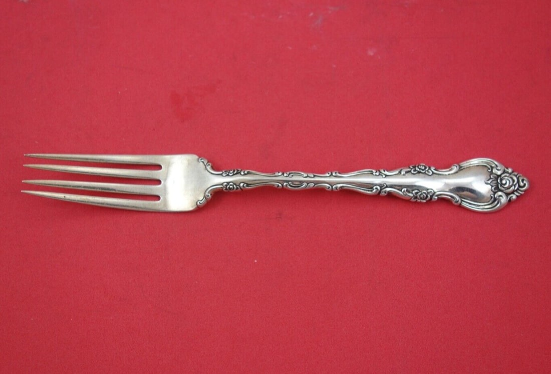 Towle Experimental Sterling Silver Fork 7.5 Inches 1967: Towle Experimental Sterling Silver Fork 7.5 Inches 1967 This exquisite fork from the Towle Experimental collection showcases the craftsmanship of Towle, renowned for their sterling silver creations. M