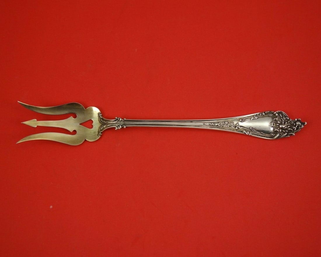 Watson Altair Sterling Silver 8 Inch Lettuce Fork Vintage Silverware: Watson Altair Sterling Silver 8 Inch Lettuce Fork Vintage Silverware This exquisite 8" serving fork is crafted from high-quality sterling silver and features the elegant Altair pattern by Watson. Dati