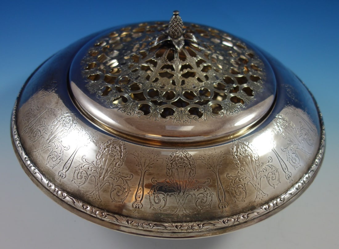 International Sterling Silver Flower Arranger Orange Blossom 14" Diameter: International Sterling Silver Flower Arranger Orange Blossom 14" Diameter Introducing an exquisite Orange Blossom Flower Arranger by International Sterling, perfect for displaying your floral arrangem