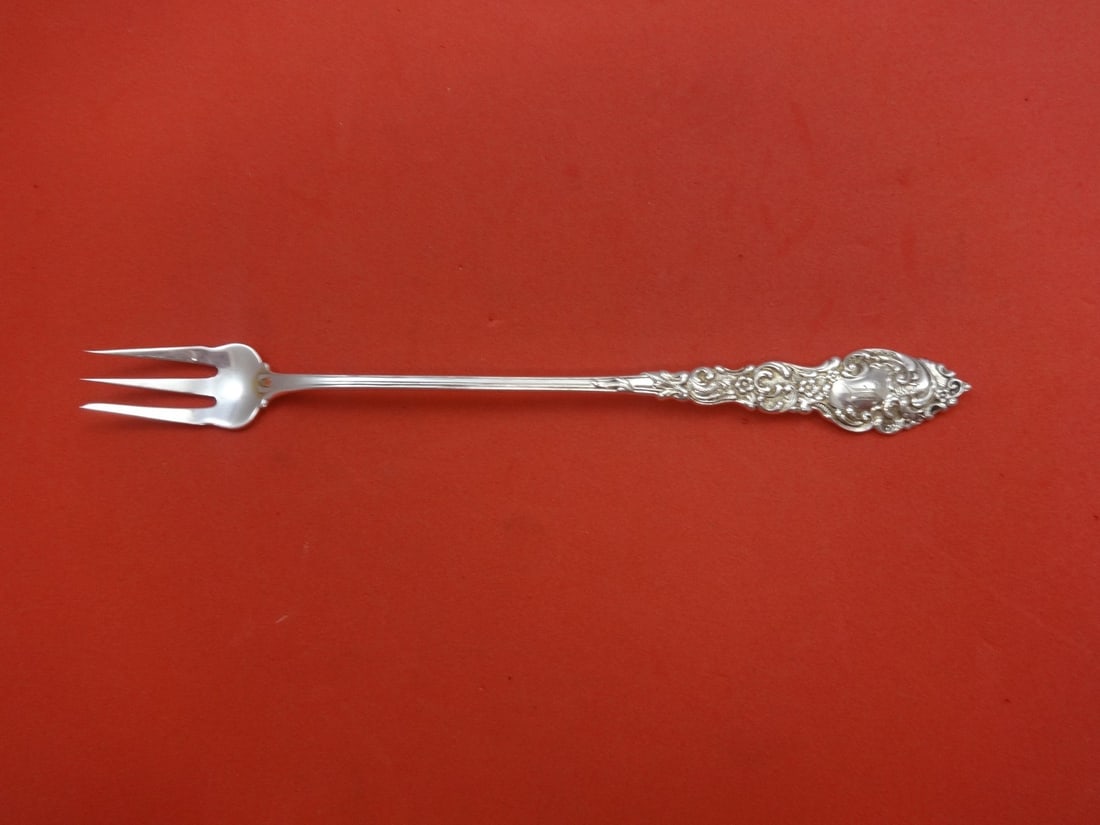 Unger Passaic Sterling Silver Lobster Fork 7 1/8 Inch: Unger Passaic Sterling Silver Lobster Fork 7 1/8 Inch This exquisite lobster fork is crafted from high-quality sterling silver, featuring the elegant Passaic pattern by Unger. At a length of 7 1/8 inc