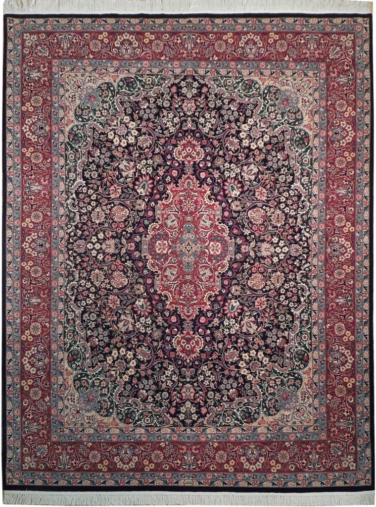 Exquisite 8'2" x 10'5" Signed Wool Silk Hand-Crafted Rug: Exquisite 8'2" x 10'5" Signed Wool Silk Hand-Crafted Rug Free continental US Shipping Enhance your living space with this luxurious hand-crafted rug, meticulously designed to bring a touch of elegance