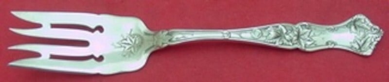 International Sterling Silver Edgewood Salad Fork 6 1/4 inches: International Sterling Silver Edgewood Salad Fork 6 1/4 inches This exquisite Edgewood salad fork from International is crafted from high-quality sterling silver and features a classic design that dat