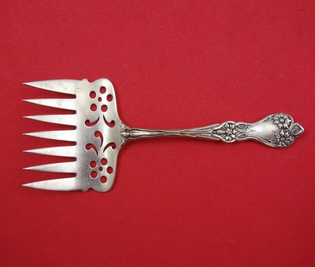 Alvin Majestic Sterling Silver Sardine Fork 4 1/8 Inch: Alvin Majestic Sterling Silver Sardine Fork 4 1/8 Inch This exquisite sardine fork is part of the Majestic pattern by Alvin, crafted from high-quality sterling silver. Measuring 4 1/8 inches, this for