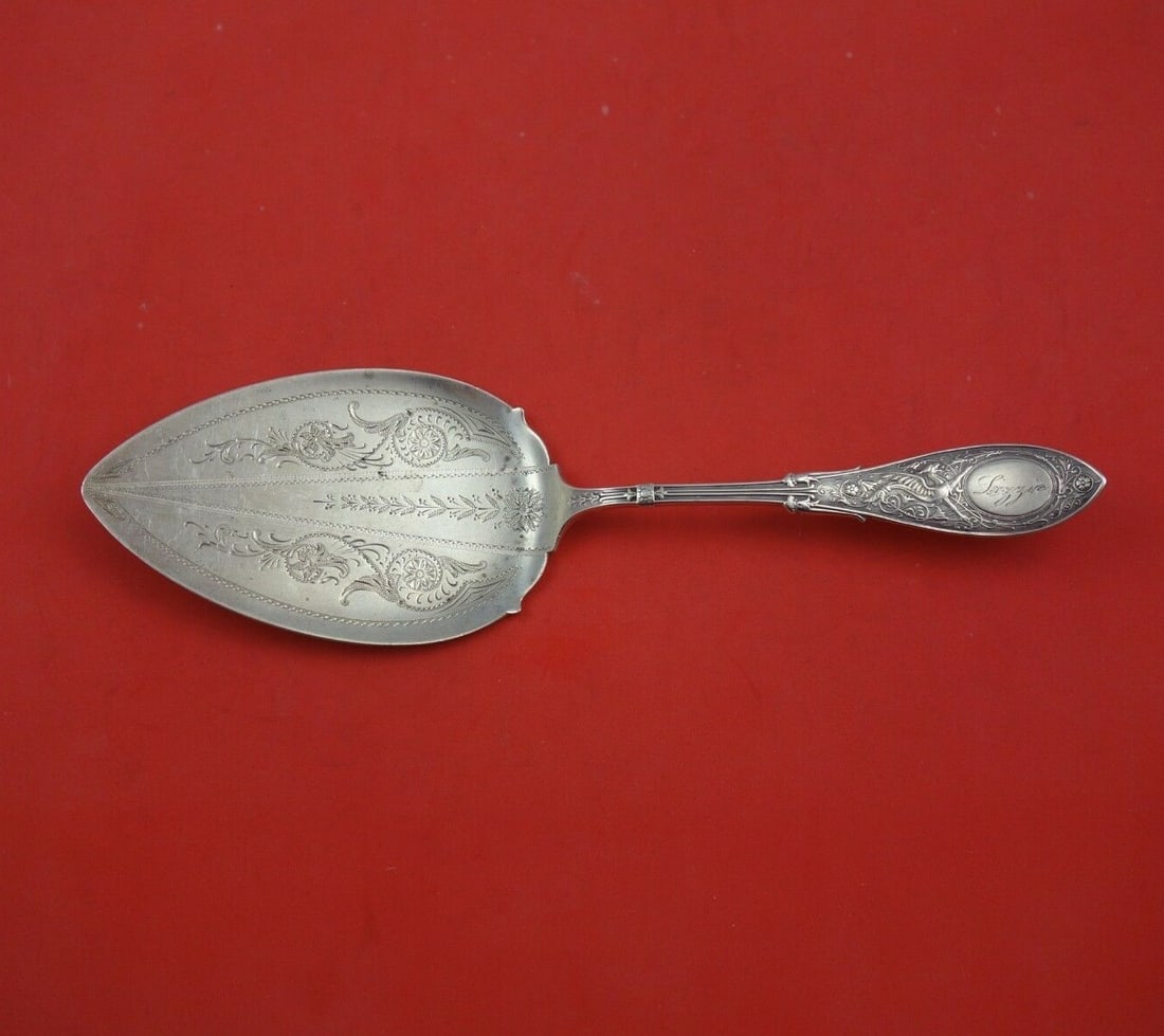 Whiting Arabesque Sterling Silver Pie Server 8 3/4 Inch Monogrammed: Whiting Arabesque Sterling Silver Pie Server 8 3/4 Inch Monogrammed This exquisite pie server features the elegant Arabesque pattern by Whiting, crafted in all sterling silver. Measuring 8 3/4 inches,