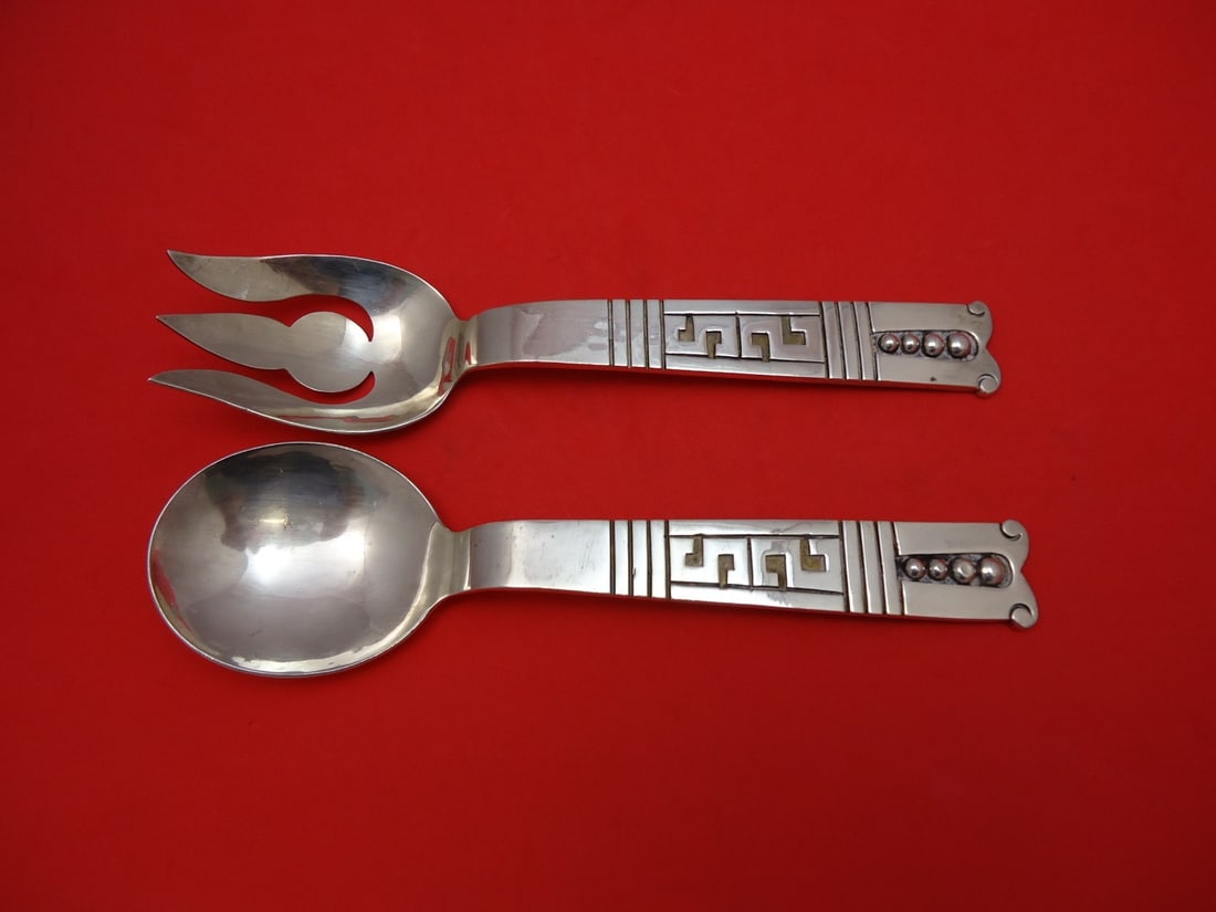 Hector Aguilar Sterling Silver Salad Serving Set 2pc Modernist 9.5in Taxco Mexico: Hector Aguilar Sterling Silver Salad Serving Set 2pc Modernist 9.5in Taxco Mexico This exquisite two-piece salad serving set is crafted from high-quality sterling silver, showcasing a modernist design