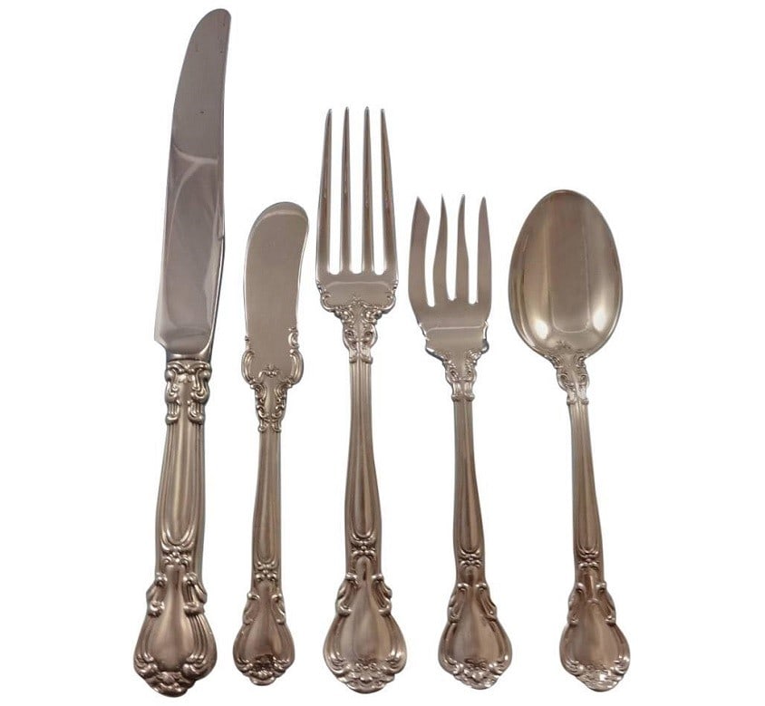 Gorham Chantilly Sterling Silver Flatware Set for 8 - 48 Pieces: Gorham Chantilly Sterling Silver Flatware Set for 8 - 48 Pieces Enhance your dining experience with the Chantilly Sterling Silver Flatware Set by Gorham, designed for 8 and comprising 48 exquisite pie