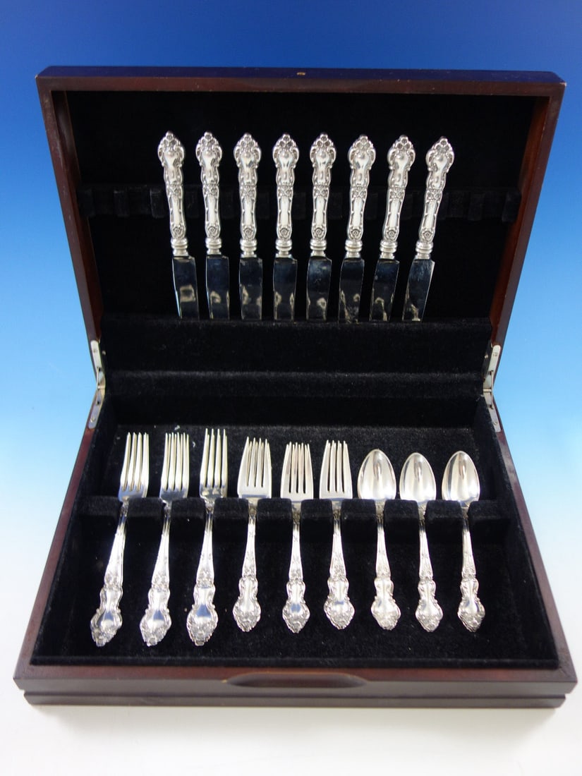 Watson Wallace Meadow Rose Sterling Silver Flatware Set 32 pcs Service for 8: Watson Wallace Meadow Rose Sterling Silver Flatware Set 32 pcs Service for 8 Elevate your dining experience with the exquisite Meadow Rose Sterling Silver Flatware Set, crafted by Watson and Wallace.