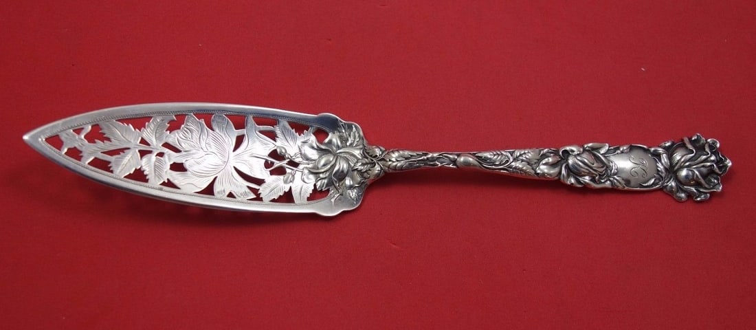 Alvin Bridal Rose Sterling Silver Jelly Cake Server 9 Inch: Alvin Bridal Rose Sterling Silver Jelly Cake Server 9 Inch This exquisite Bridal Rose Jelly Cake Server by Alvin is crafted from sterling silver and measures 9 inches in length. With its elegant flora