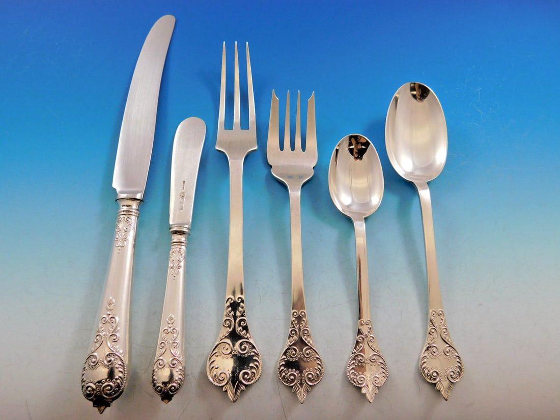 CJ Vander William & Mary Sterling Silver Flatware Set 52 pcs with Storage Chest: CJ Vander William & Mary Sterling Silver Flatware Set 52 pcs with Storage Chest Discover the exquisite craftsmanship of the William & Mary flatware set by CJ Vander, a distinguished name in post-1940