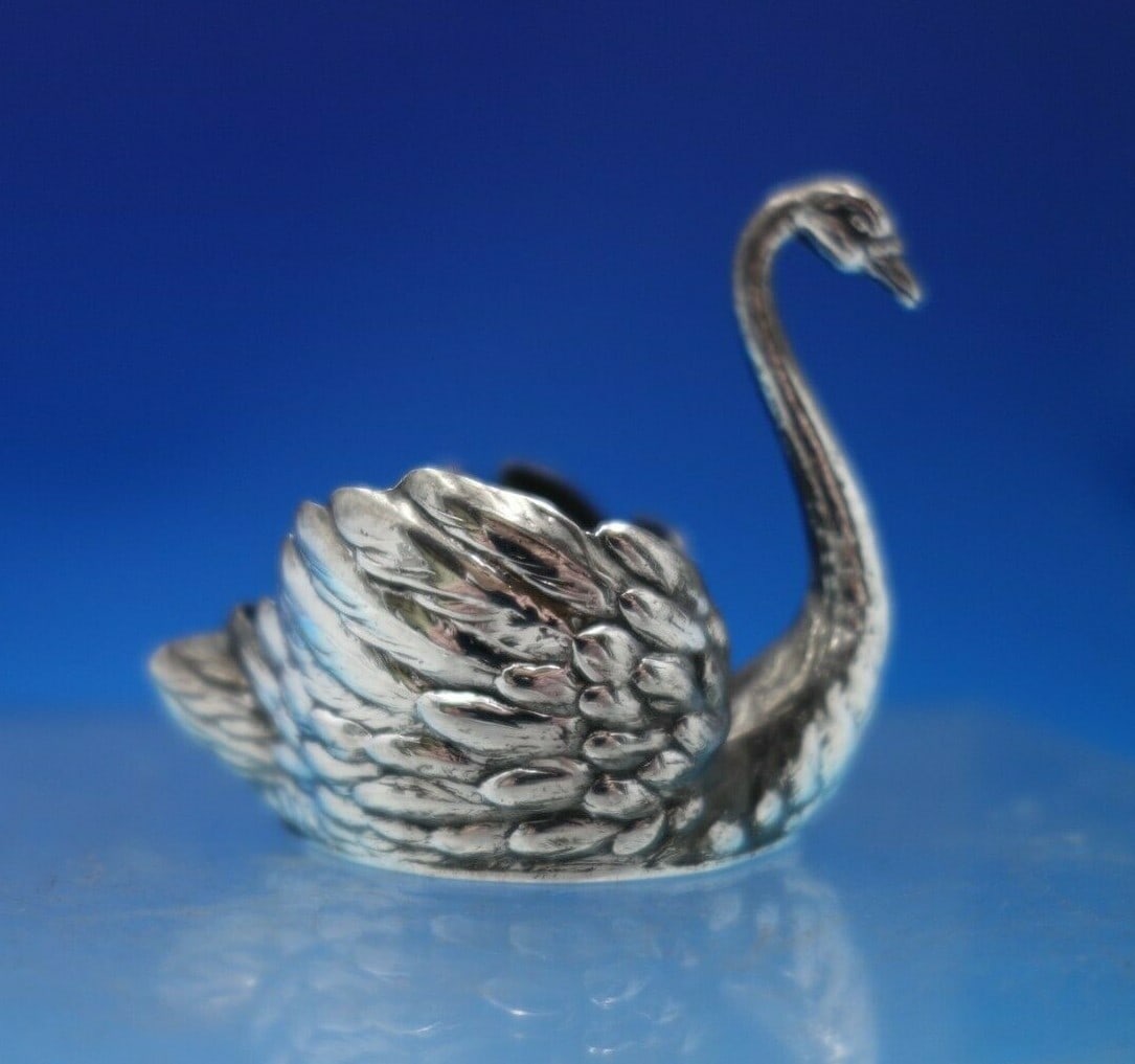 Martin Mayer German .800 Silver Swan Salt Cellar 1 7/8 x 2 1/8: Martin Mayer German .800 Silver Swan Salt Cellar 1 7/8 x 2 1/8 This exquisite salt cellar is crafted from .800 silver and features a charming swan shape, making it a delightful addition to any table s