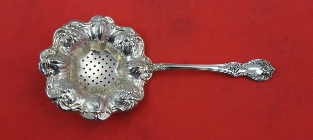 Towle Old Master Sterling Silver Tea Strainer 7 Inch: Towle Old Master Sterling Silver Tea Strainer 7 Inch Elevate your tea time with this exquisite Old Master tea strainer by Towle. Crafted from high-quality sterling silver, this elegant piece features