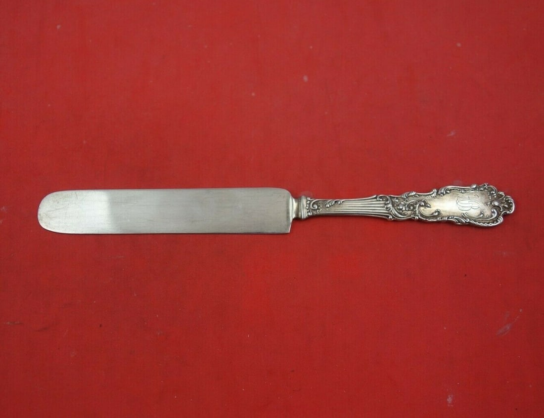 Frank Smith Baronial Sterling Silver Junior Knife 7 1/4 inches: Frank Smith Baronial Sterling Silver Junior Knife 7 1/4 inches Experience the elegance of the Baronial pattern with this exquisite junior knife by Frank Smith. Crafted from all sterling silver, this k